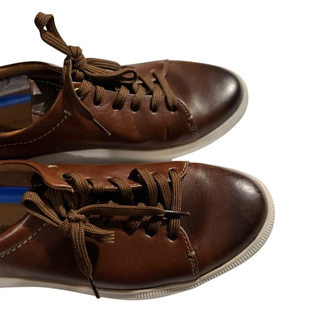 Clarks Men’s Cambro Low Dark Tan Leather Sneakers – Size US 10 / EU 43